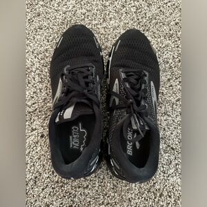 Men’s Brooks Ghost Size 7.5